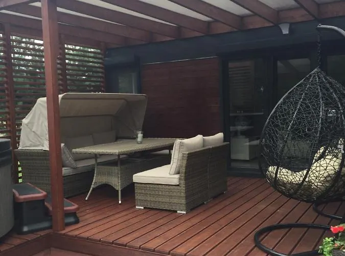 Sunrelax Z Jacuzzi Niedaleko Suntago Dom wakacyjny Korytow