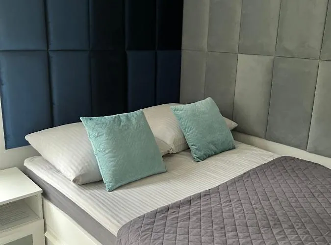 Dom wakacyjny Sunrelax Z Jacuzzi Niedaleko Suntago Korytow